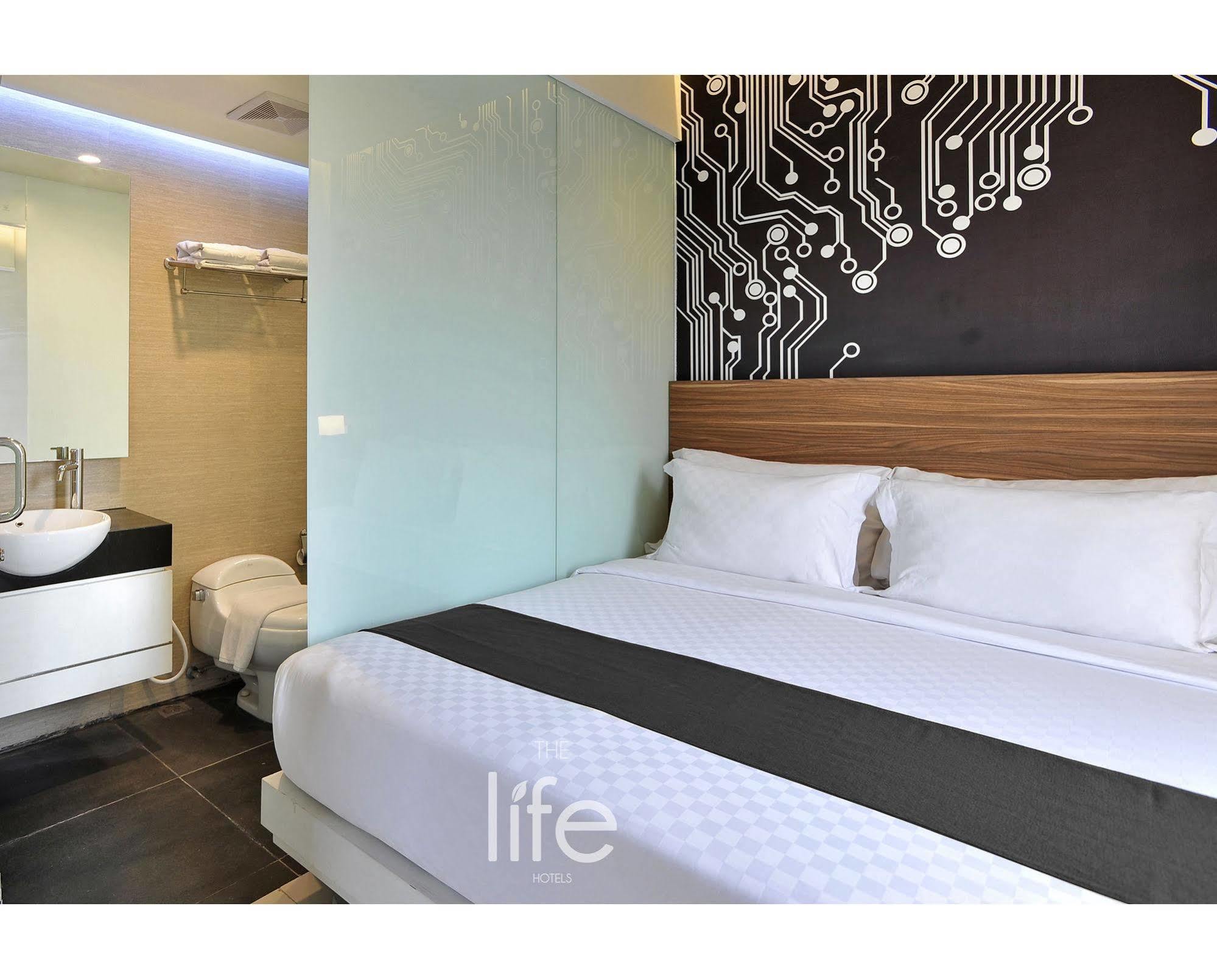 The Life Hotels City Center Сурабая Екстер'єр фото
